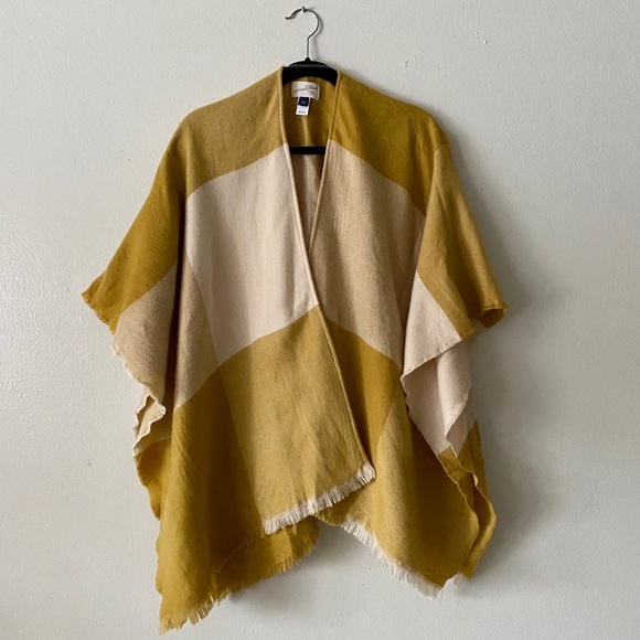 Universal Thread - Yellow Kimono-Styled Jacket - Picture 1 of 3